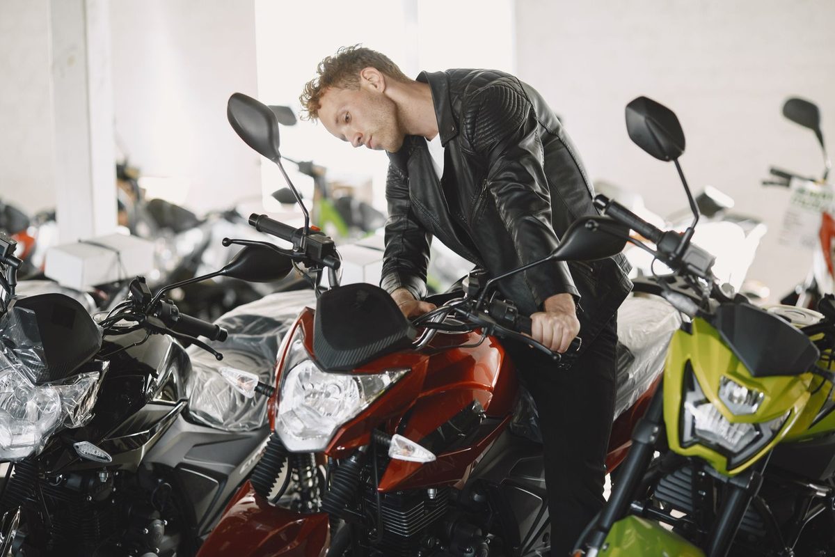 Does CARFAX Work on Motorcycles? (2026)